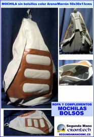 MOCHILA-SIN-BOLSILLOS-ARENA-MARRON-50X30X13CMS