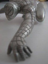 FIGURA-SPIDERMAN-METAL-MARVEL-1998-10X10X4CM.jpg